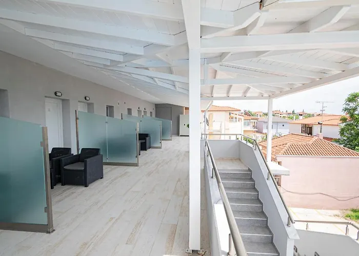 Nikiti Central Suites By Travel Pro Services - Nikiti Halkidiki